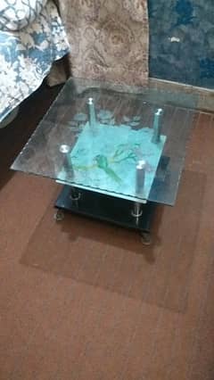 Glass Tabels @ side Tables 2 Puesces