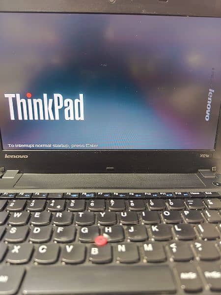 Lenovo thinkpad core i3 2nd generation 0