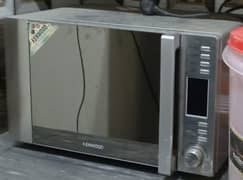Microwave Oven Just Like Brand New 10/10 0