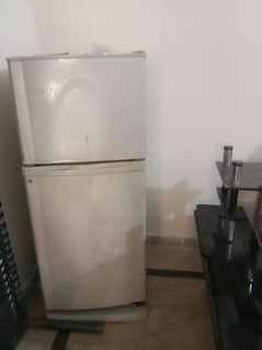 Dawlence Company Refrigerator in good condition