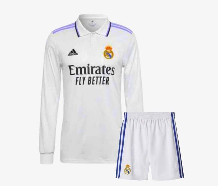 Real Madrid football kit (T-shirt + Shorts) for both boys and girls 0