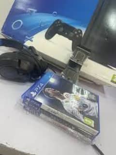 game PS4 pro 1 TB complete box for sale