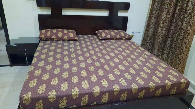 Double bed king size 0
