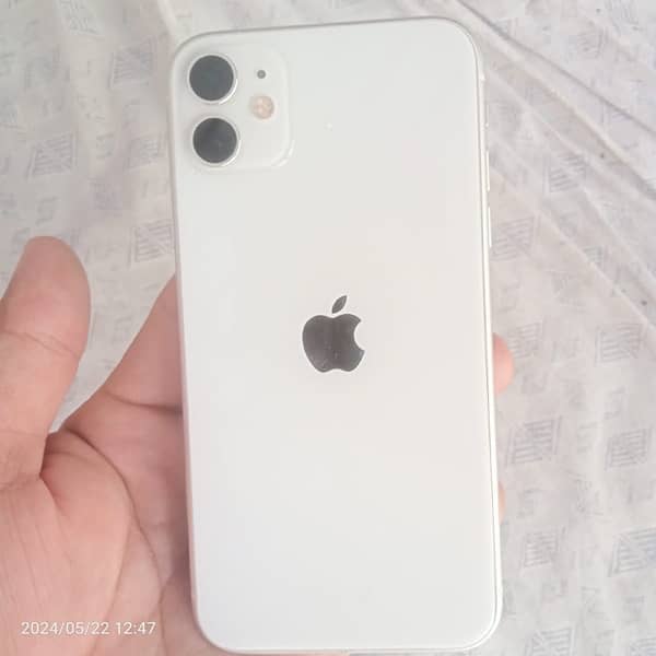 iphone 11 256 GB non pta water pack with original box / best for pubg 1