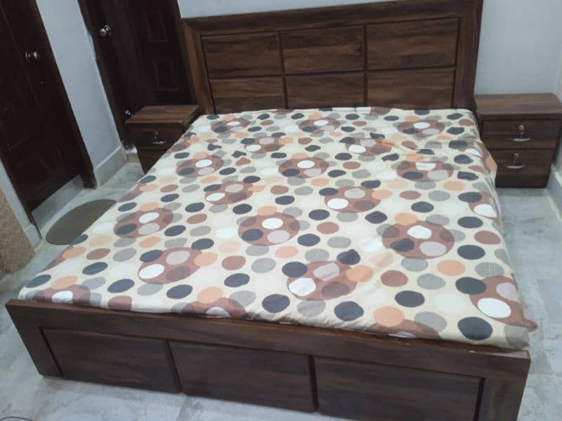 wooded Bed, 2 side cornor with Matress 1