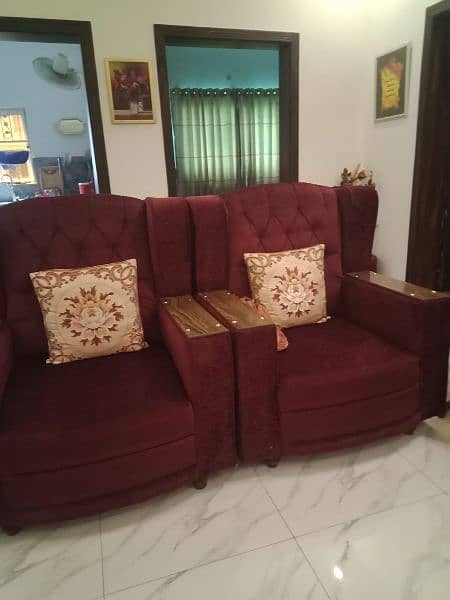 urgent sale 7 seater sofa with 2 coffee seats and table 1