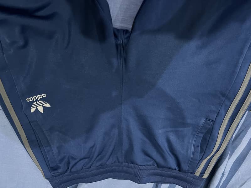 adidas original track suit in perfect condition 1