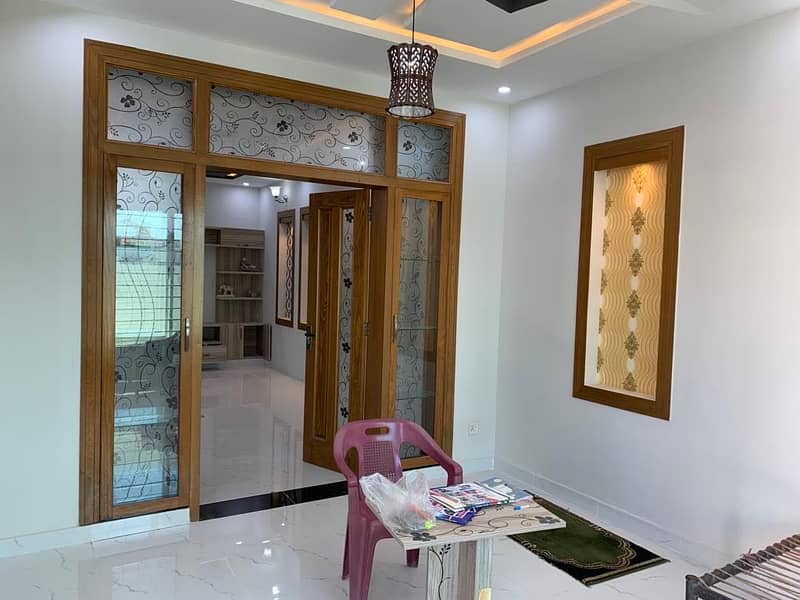 30x60 Beautiful Home For Sale In Faisal town 6