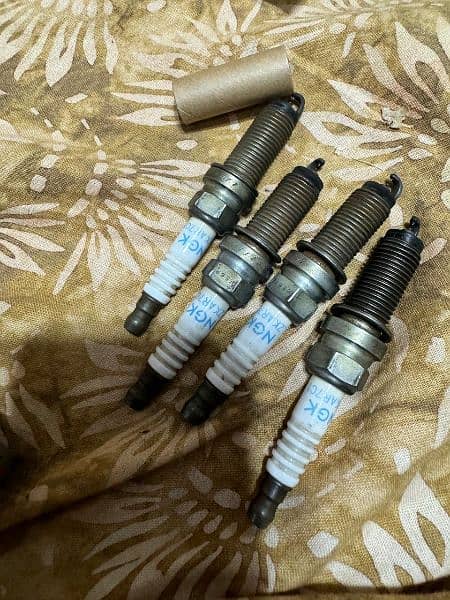 honda vezel spark iridium original ngk plugs still giving good average 7