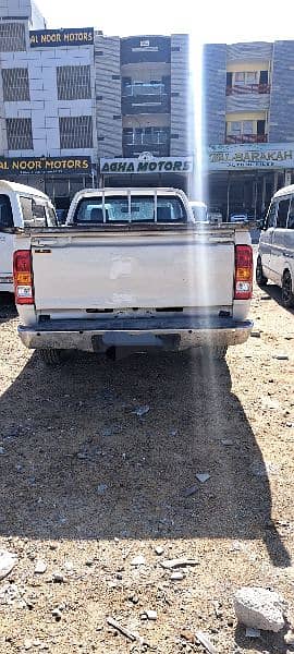 Toyota Hilux 2008 5