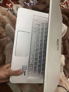 HP Envy i5 6Th Generation 8GB ram