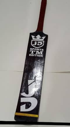 J D Cricket bat