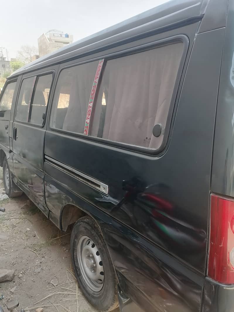 Toyota Hiace 2001 For Sale 4