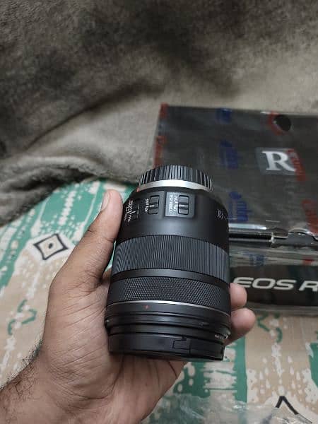 Canon RF 85mm F2 1