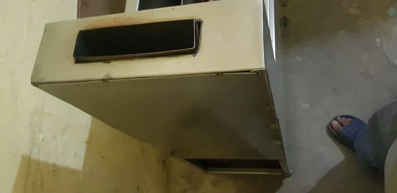 counter and fryer machine for sale 5