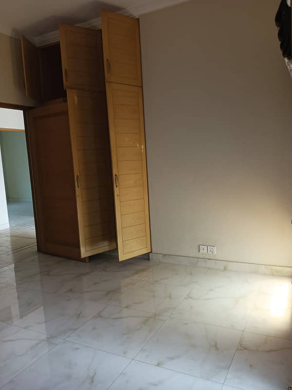Knaal 3bed upper portion for rent in dha phase 2 12