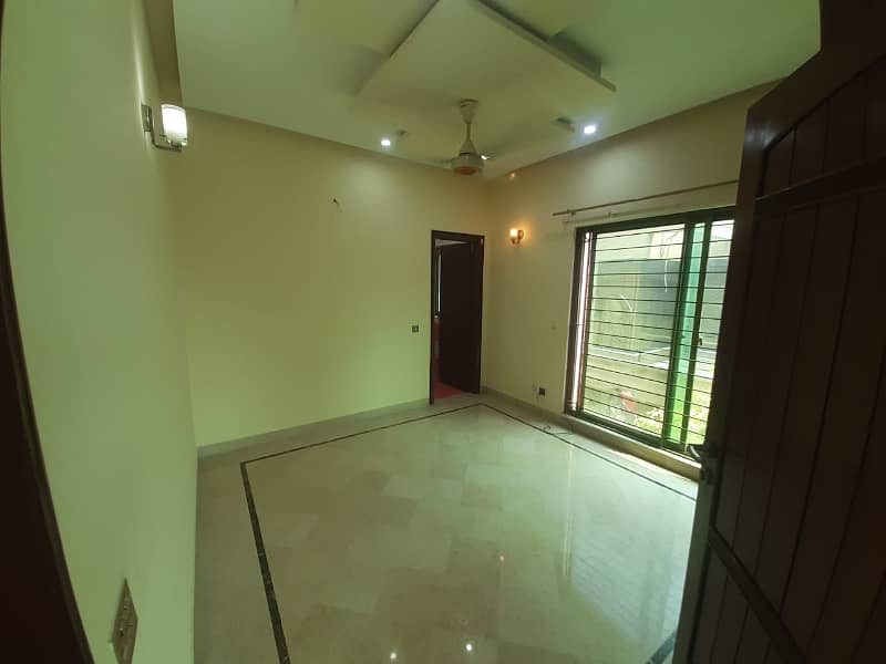 10 Marla House Available On Rent At Prime Location Of DHA Phase 05, Lahore. 4