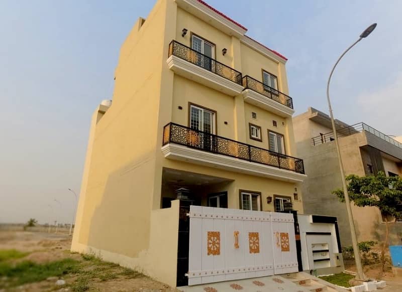 5 Marla House For Sale In Phase 1 Ethad Town Lahore 3