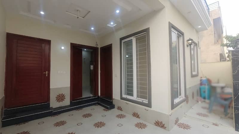 5 Marla House For Sale In Phase 1 Ethad Town Lahore 6