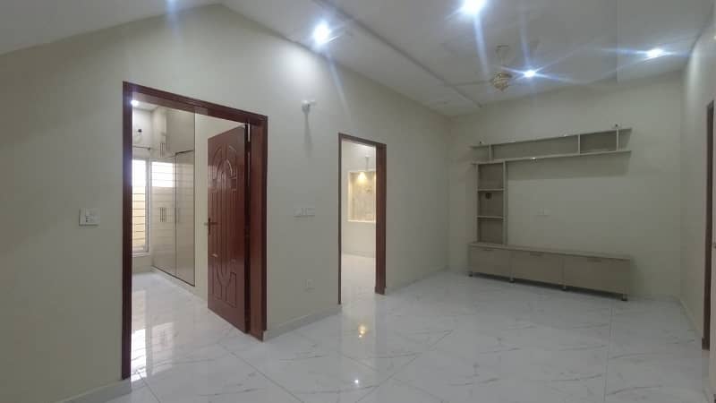 5 Marla House For Sale In Phase 1 Ethad Town Lahore 8
