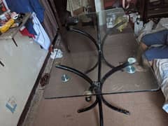 glass dinning table for sell (used condition)