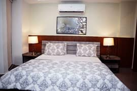A Beautiful 2 Bed Room Luxury Apartments For Rent On Daily & Monthly Bases Bahria Town Lahore(1&2 Bed Room)