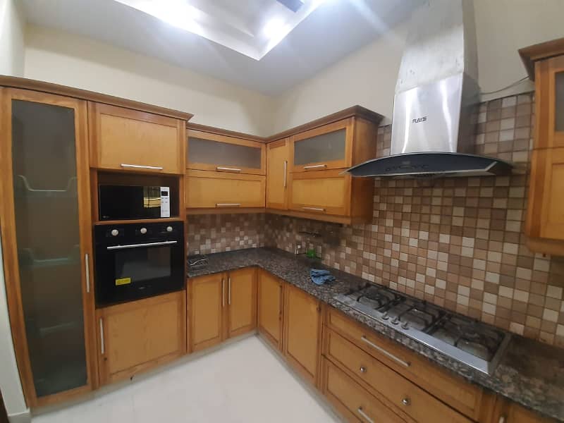 1 Kanal Upper Portion For Rent In DHA Phase 5 D BLOCK 5