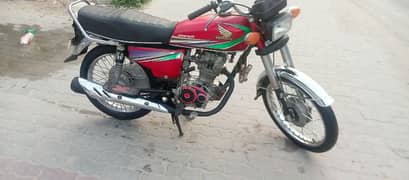 Good condition motorcycle for sale in daulat 0