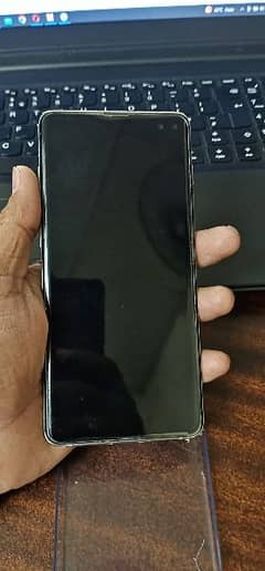 Samsung S10+ With Outclassed Condition