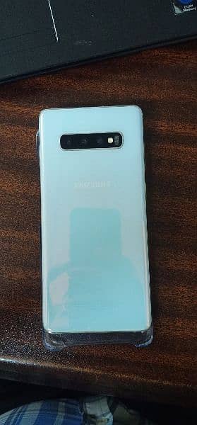 Samsung S10+ With Outclassed Condition 4