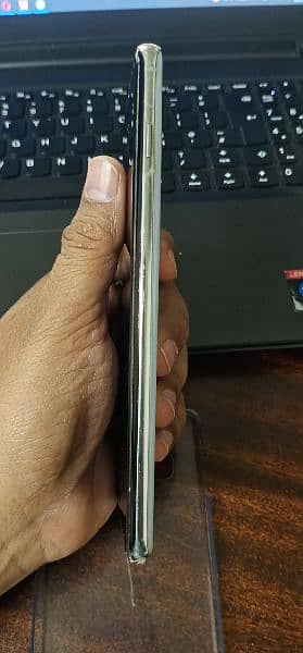 Samsung S10+ With Outclassed Condition 5