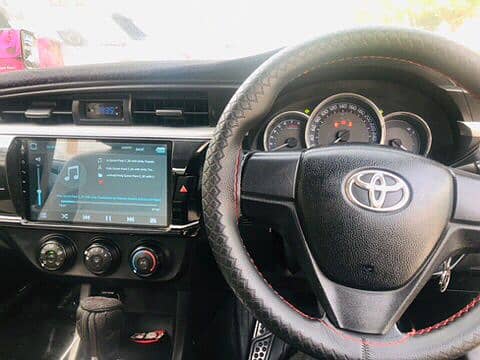Toyota Corolla Altis Automatic 1.6 2015 9