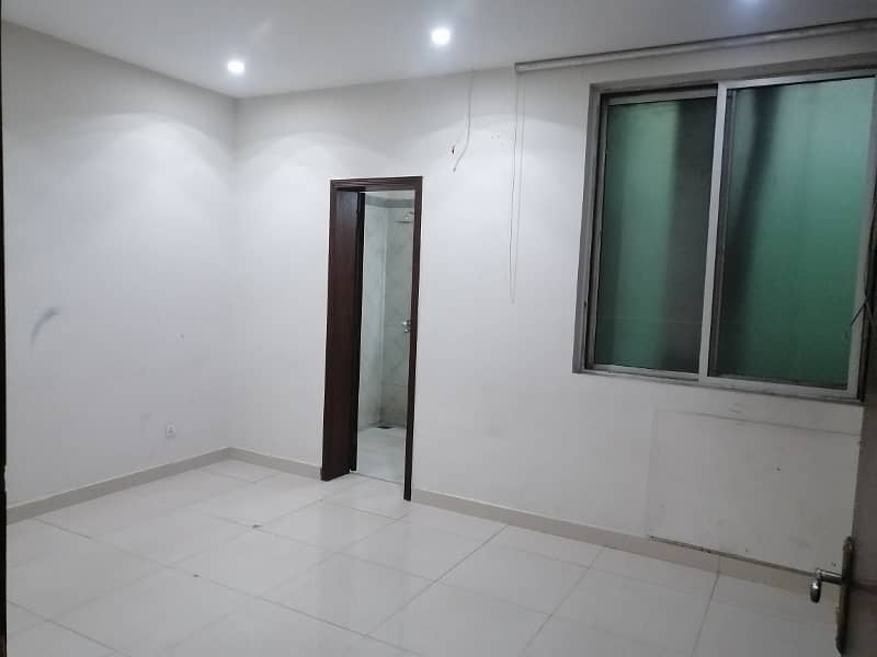 8 Marla Commercial Office For Rent 12