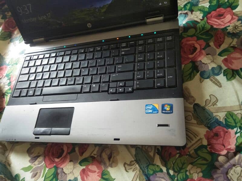 laptop core i7 1