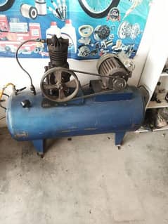 air tank for sale 200 kg contact no: 0334 8377459