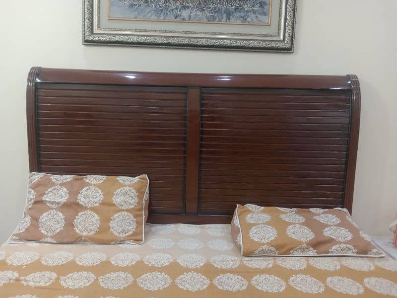 Double Bed selling urgent without mattress 3