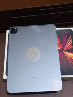 ipad pro M1  (11-inch) 256 GB 10/10 condition   120fps for pubg