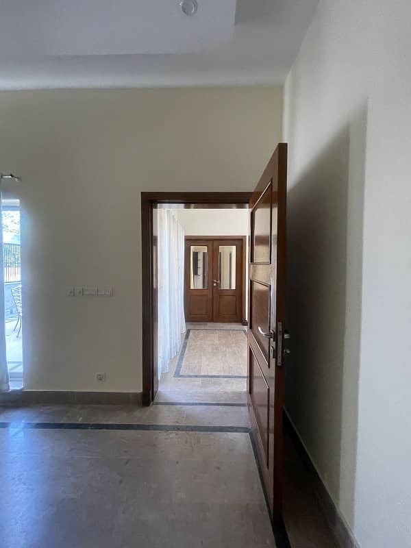 1 Kanal Upper Portion With 3 Bedrooms Attached Washroom With Separate Entrance Available For Rent In DHA Phase 6 Sector E 15