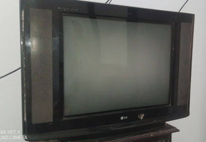 LG Flatron LED TV 1