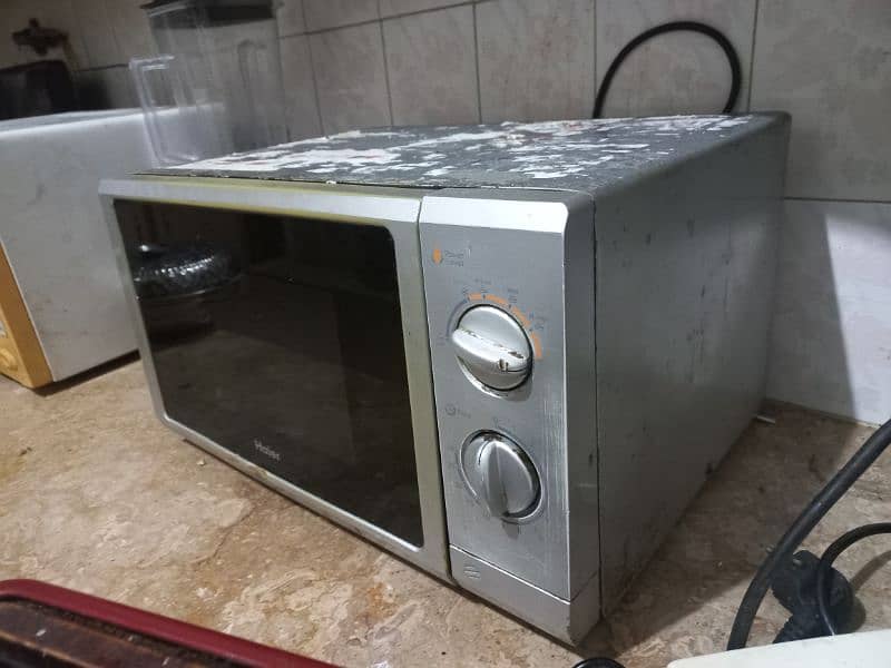 Haier Microwave Oven 1