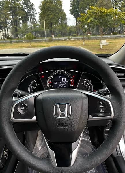 Honda Civic X VTi Oriel 8