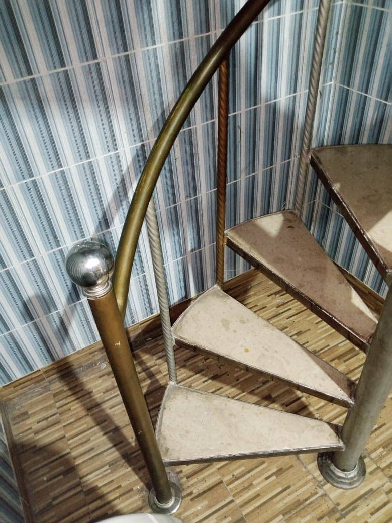 Double Story and Room Round Stair/Iron Stair/marble stair 4