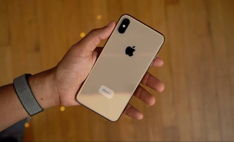 iPhone XS gold 1