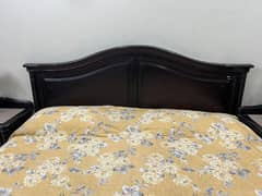 king size mat finish wooden bed for sale 0