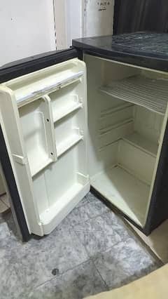 Dawlance Mini Refrigerator for Sale in Cheapest price in Lahore