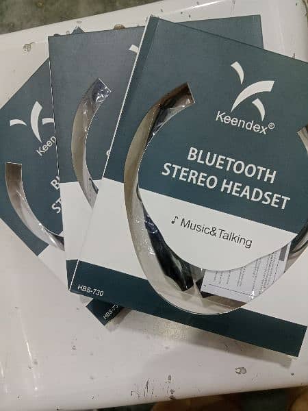 Bluetooth stereo handset 1