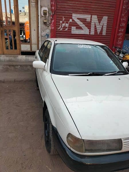 Nissan Sunny 1990 6