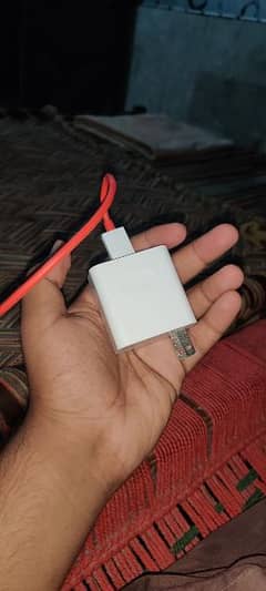 100Watt OnePlus charger 0