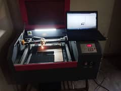 Laser cutting machine 0