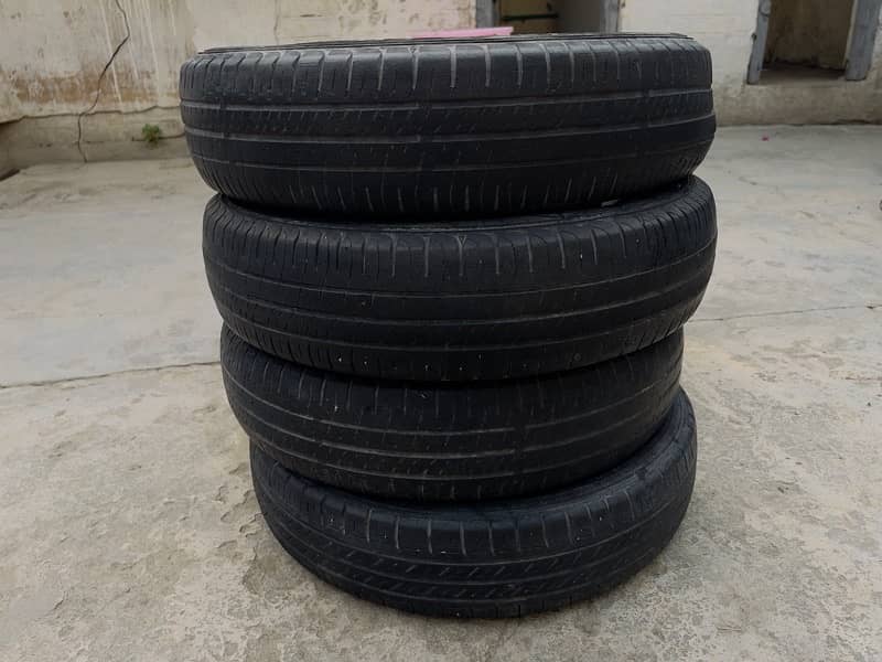 Dunlop Tyres R 13 0